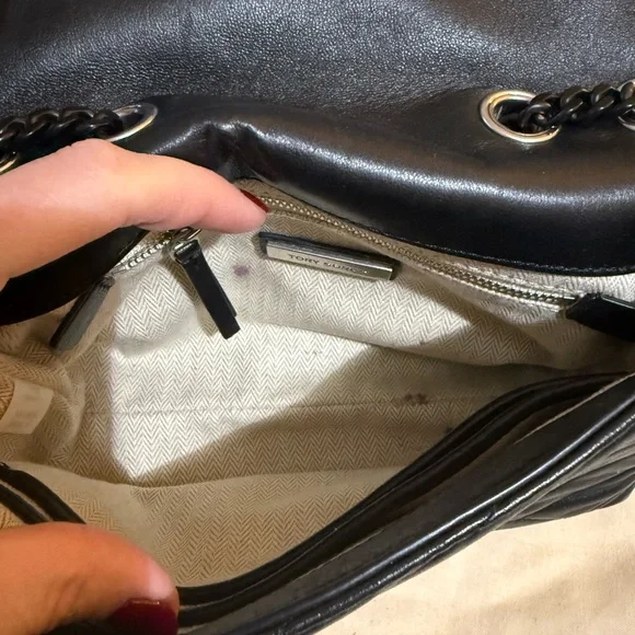 Tory Burch Small Kira Handbag - Picture 3 of 3